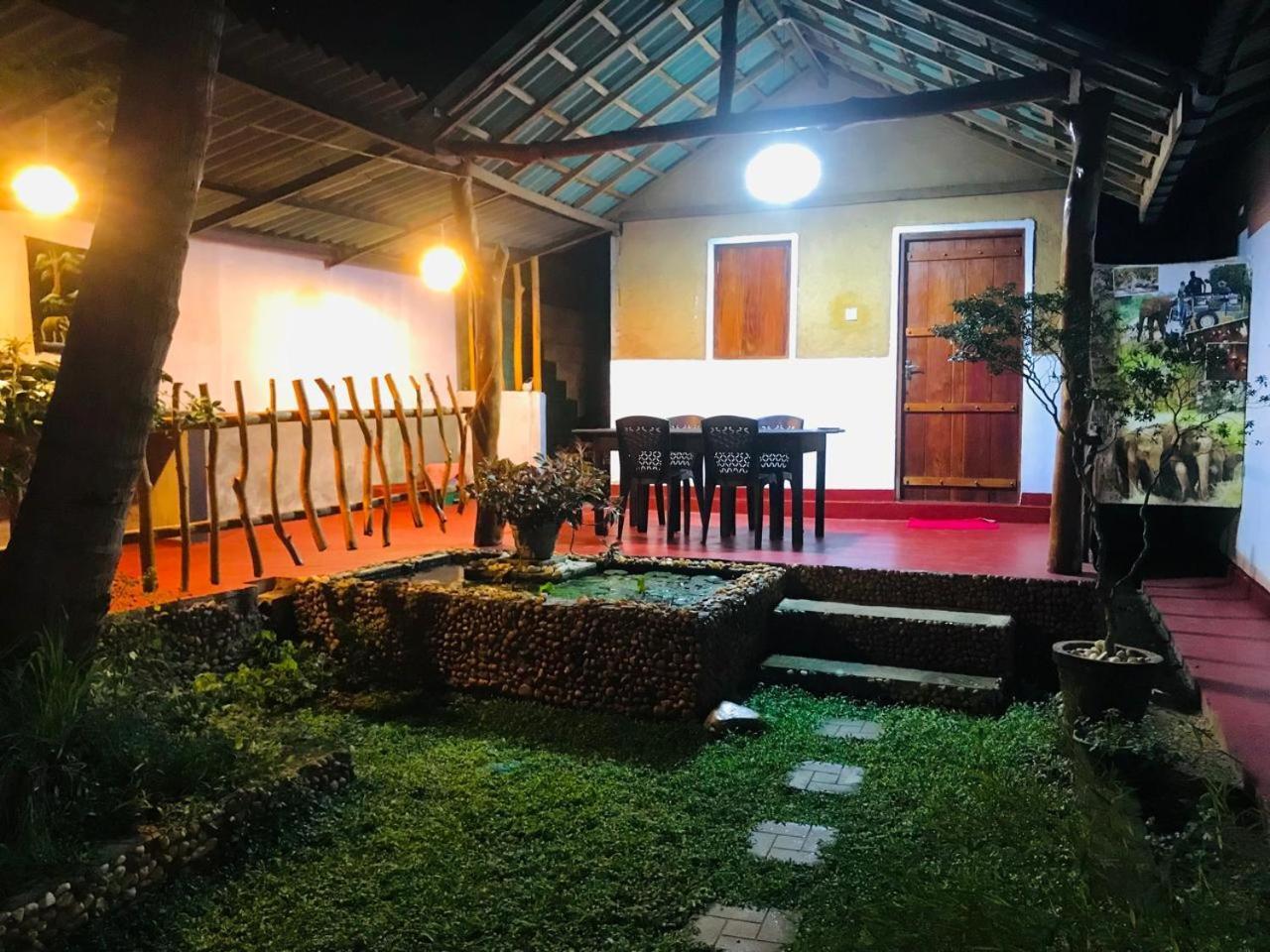 Nature Lovers Safari & Villa Udawalawe Bagian luar foto